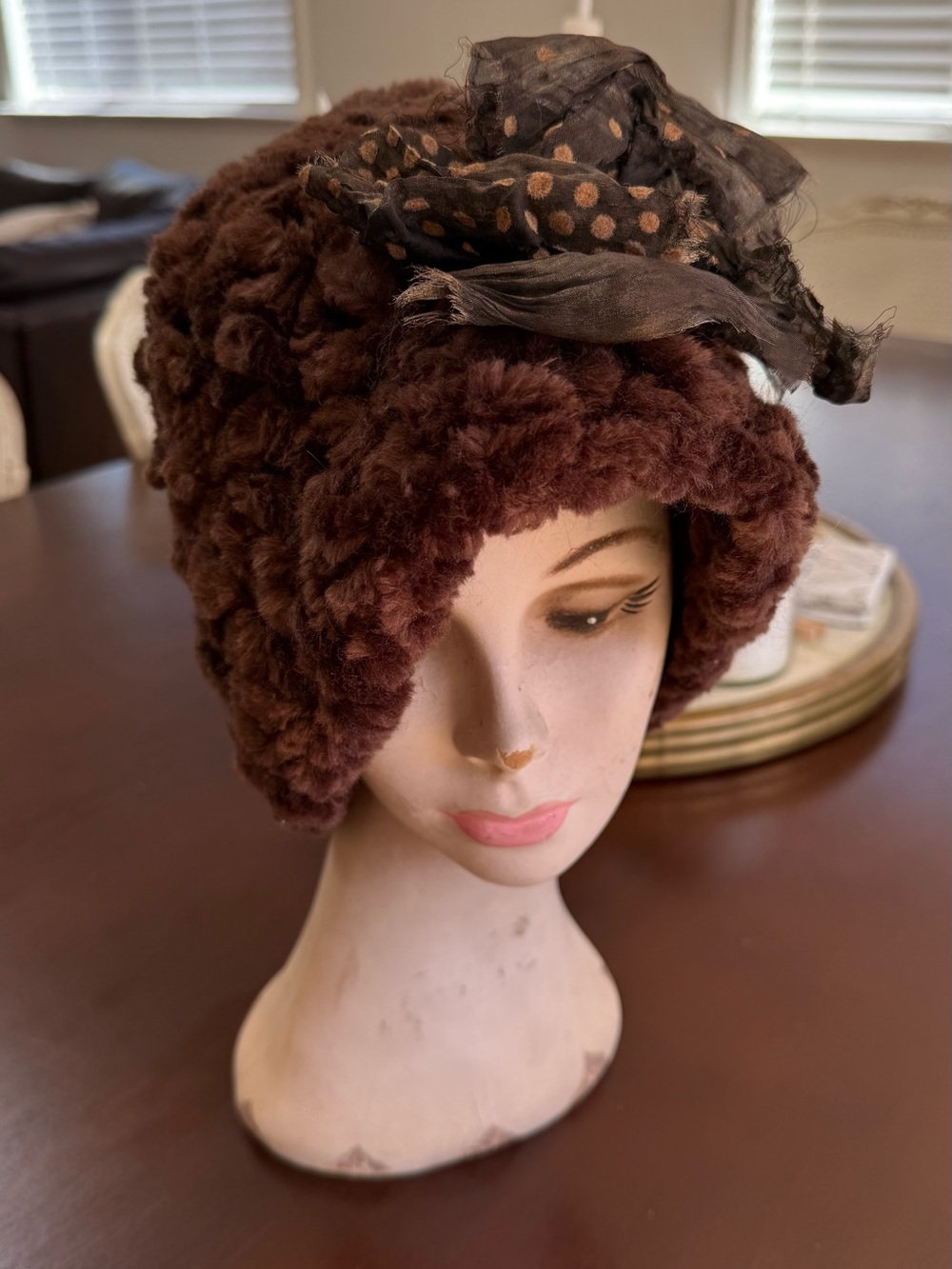 Grevi Brown Plush Women's Hat with Polka-Dot Accent